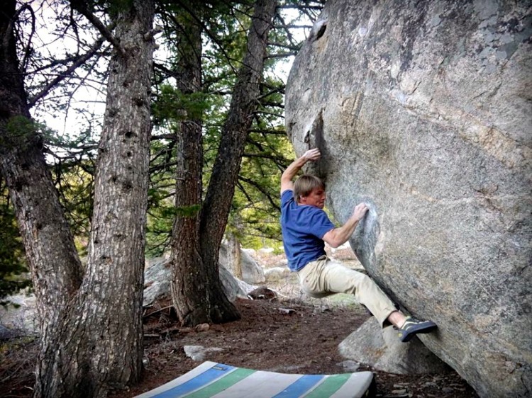 David Lloyd climbing Honest Joe - V8.